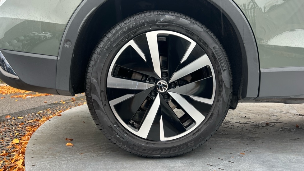 Used Volkswagen Tiguan 2024 for sale - 76623538: Photo 18