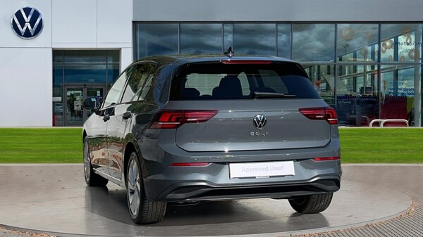 Used Volkswagen Golf 2024 for sale - 75902237: Photo 10
