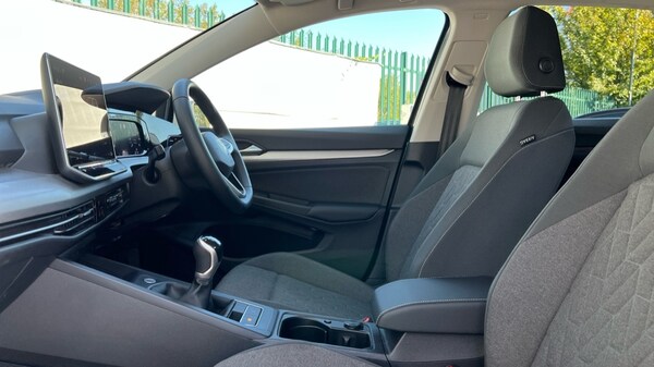 Used Volkswagen Golf 2024 for sale - 75902237: Photo 26