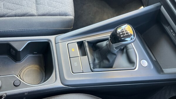 Used Volkswagen Golf 2024 for sale - 75902237: Photo 35