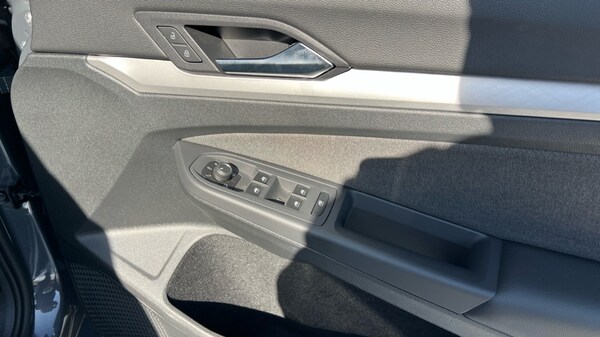 Used Volkswagen Golf 2024 for sale - 75902237: Photo 37