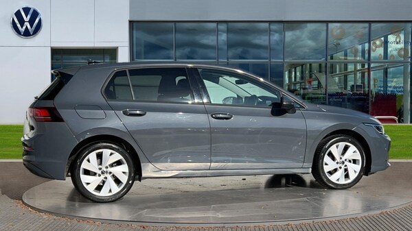 Used Volkswagen Golf 2024 for sale - 75902237: Photo 4