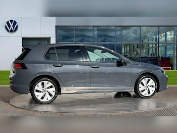 Used Volkswagen Golf 2024 for sale - 75902237: Photo 4