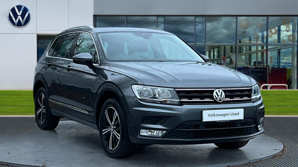 Used Volkswagen Tiguan 2016 for sale - 76872502: Photo 1