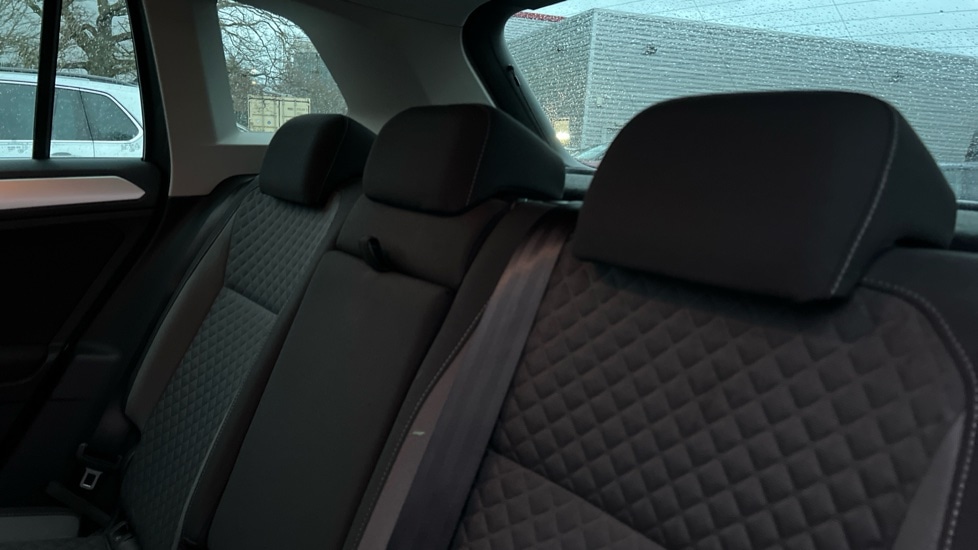 Used Volkswagen Tiguan 2016 for sale - 76872502: Photo 14