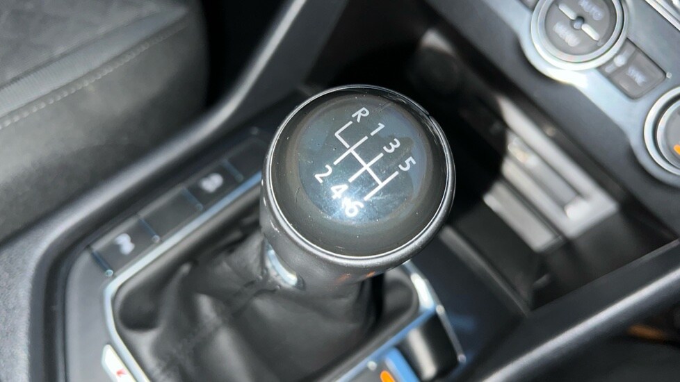 Used Volkswagen Tiguan 2016 for sale - 76872502: Photo 36