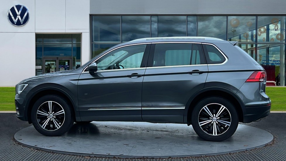 Used Volkswagen Tiguan 2016 for sale - 76872502: Photo 8