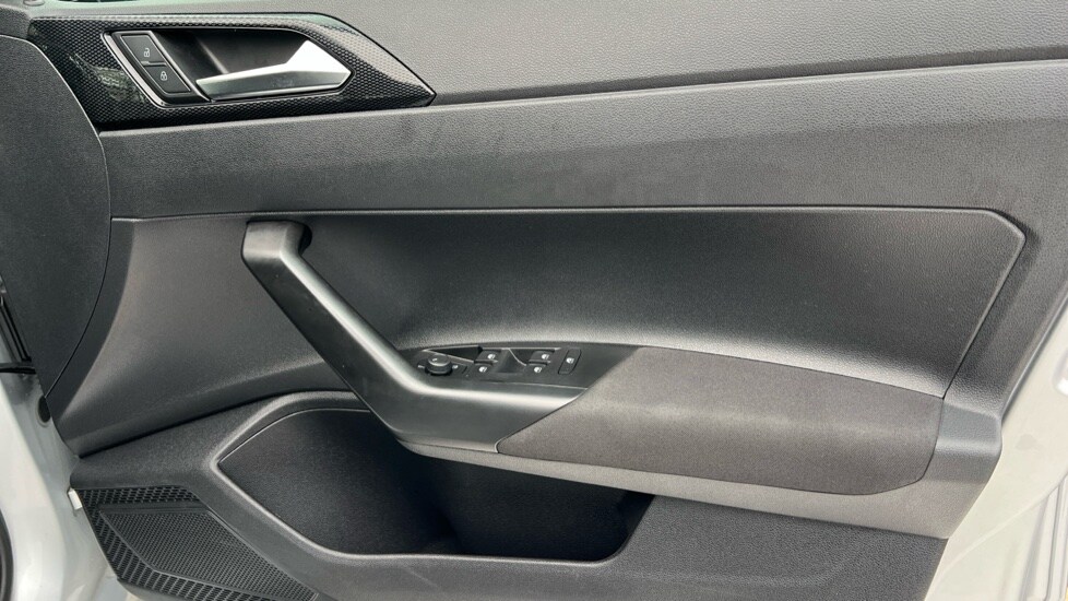 Used Volkswagen Polo 2022 for sale - 76901281: Photo 37