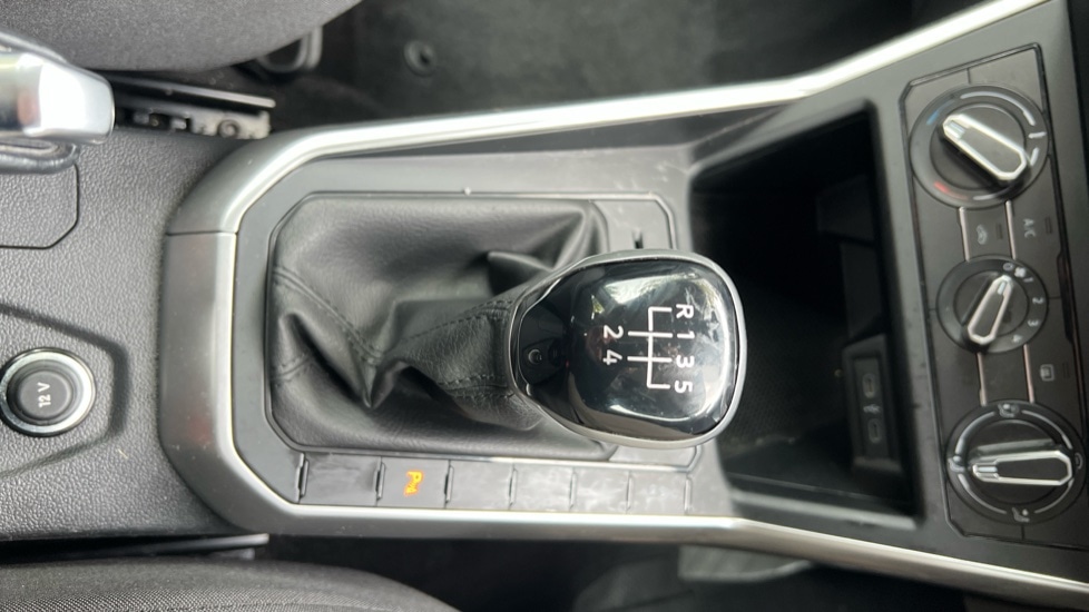 Used Volkswagen Polo 2023 for sale - 76390156: Photo 35