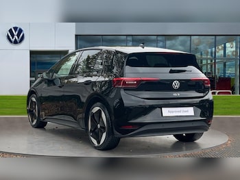 Used Volkswagen ID3 2025 for sale - 76092107: Photo 3