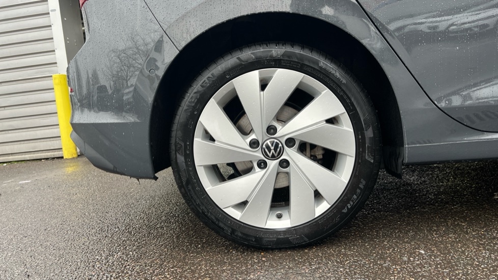 Used Volkswagen Golf 2025 for sale - 76921870: Photo 18