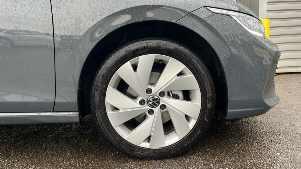 Used Volkswagen Golf 2025 for sale - 76921870: Photo 20