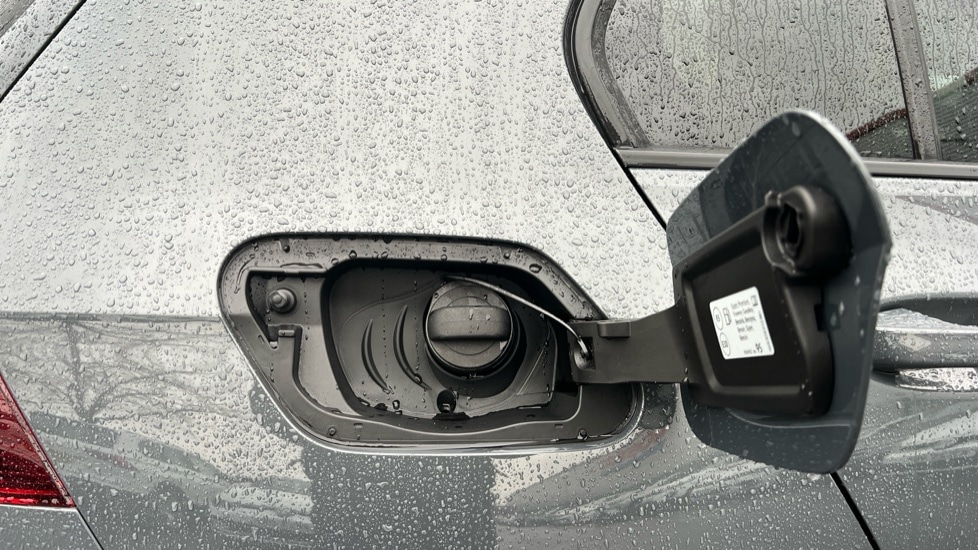 Used Volkswagen Golf 2025 for sale - 76921870: Photo 29