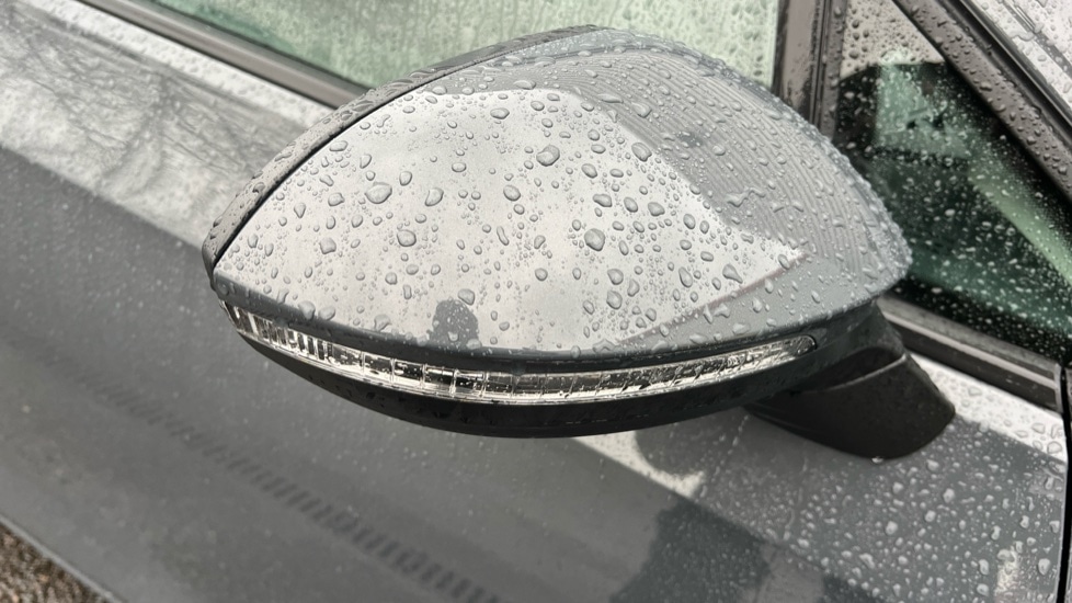 Used Volkswagen Golf 2025 for sale - 76921870: Photo 45