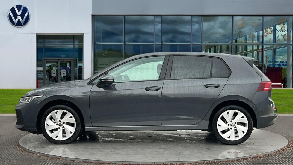 Used Volkswagen Golf 2025 for sale - 76921870: Photo 8