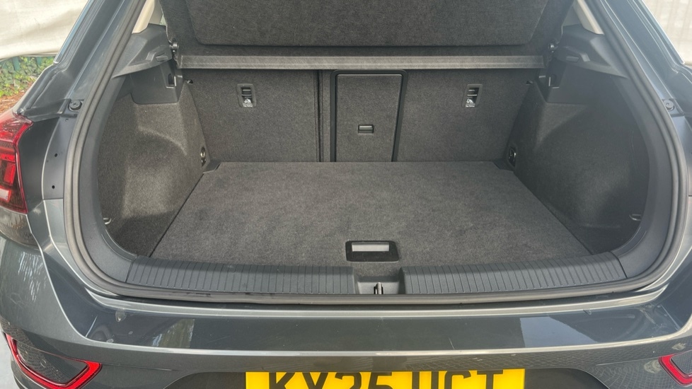 Used Volkswagen T-Roc 2025 for sale - 76870346: Photo 15