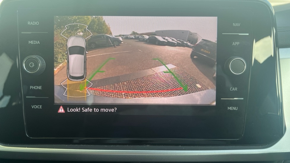 Used Volkswagen T-Roc 2025 for sale - 76870346: Photo 22