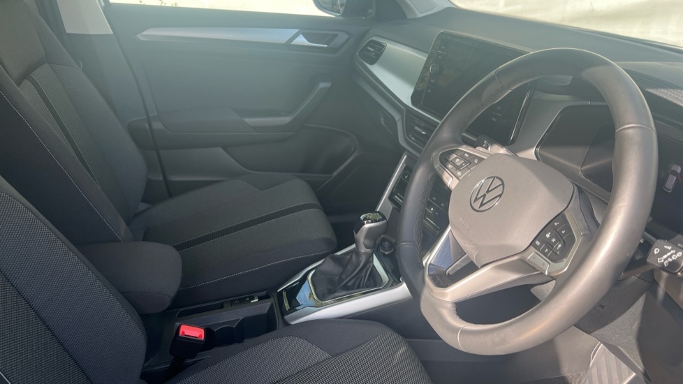 Used Volkswagen T-Roc 2025 for sale - 76870346: Photo 26