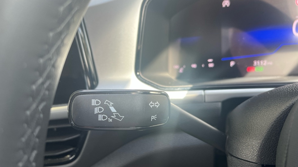 Used Volkswagen T-Roc 2025 for sale - 76870346: Photo 33