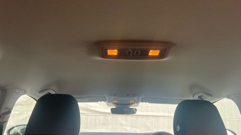 Used Volkswagen T-Roc 2025 for sale - 76870346: Photo 38