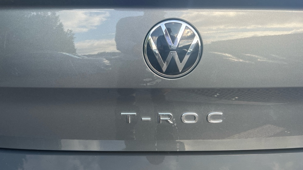 Used Volkswagen T-Roc 2025 for sale - 76870346: Photo 49