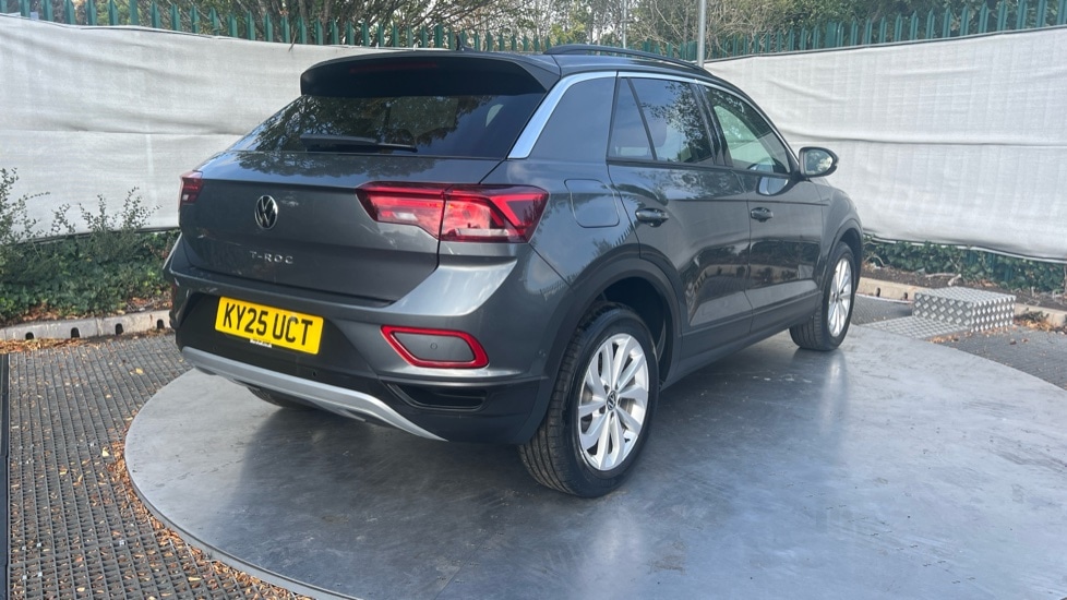 Used Volkswagen T-Roc 2025 for sale - 76870346: Photo 50