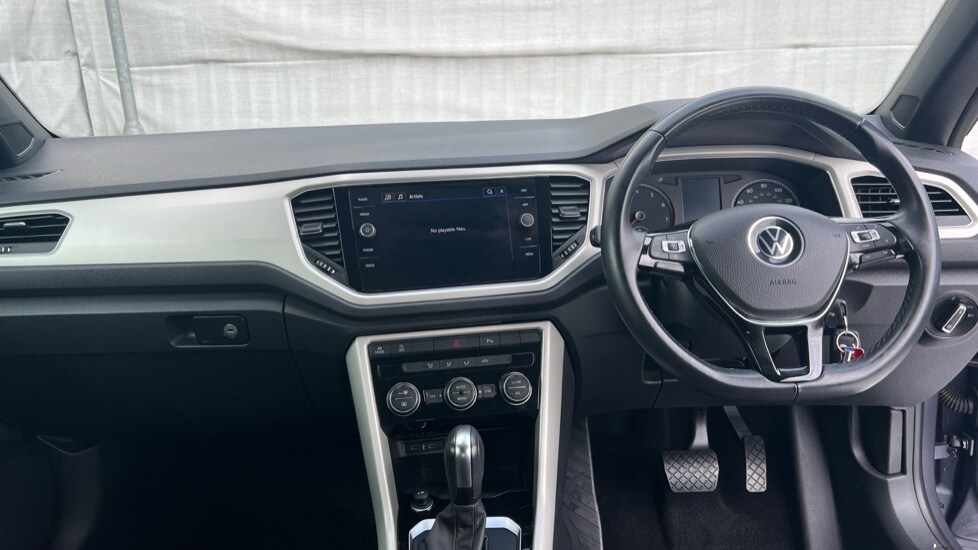 Used Volkswagen T-Roc 2020 for sale - 76552395: Photo 11