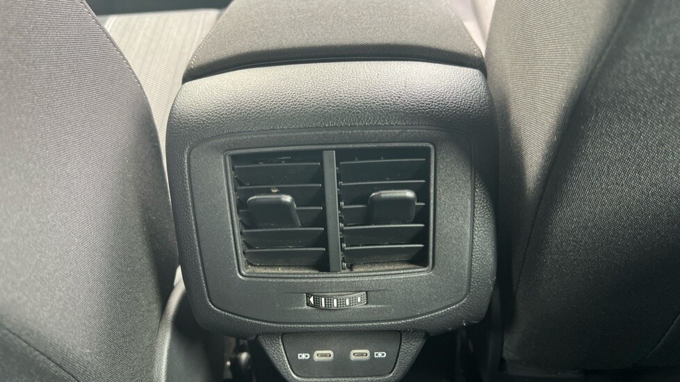 Used Volkswagen T-Roc 2020 for sale - 76552395: Photo 34