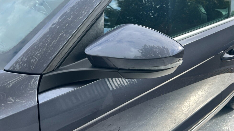 Used Volkswagen T-Roc 2020 for sale - 76552395: Photo 44