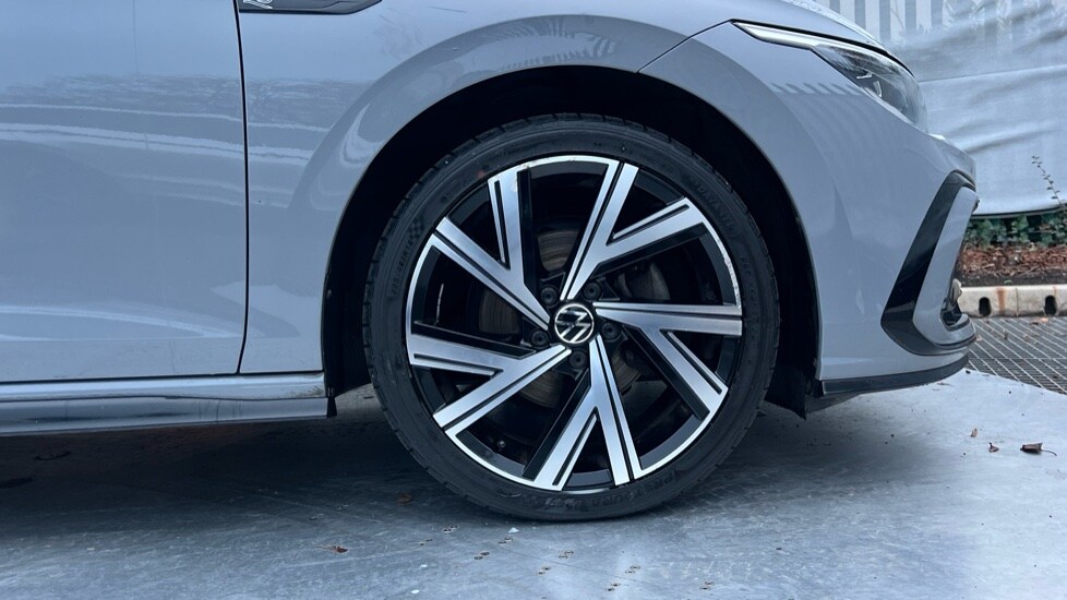 Used Volkswagen Golf 2022 for sale - 77021868: Photo 17