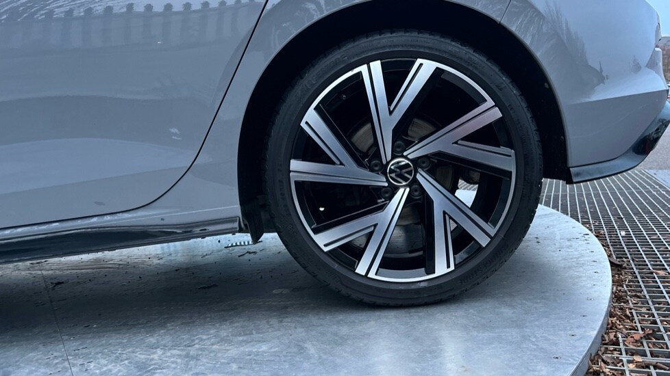 Used Volkswagen Golf 2022 for sale - 77021868: Photo 19