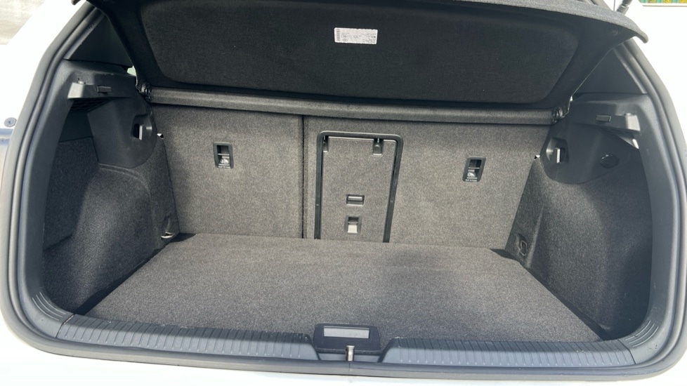 Used Volkswagen Golf 2025 for sale - 76942905: Photo 15