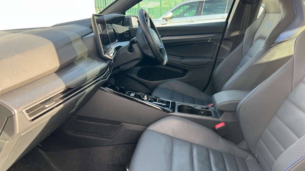 Used Volkswagen Golf 2025 for sale - 76971473: Photo 28