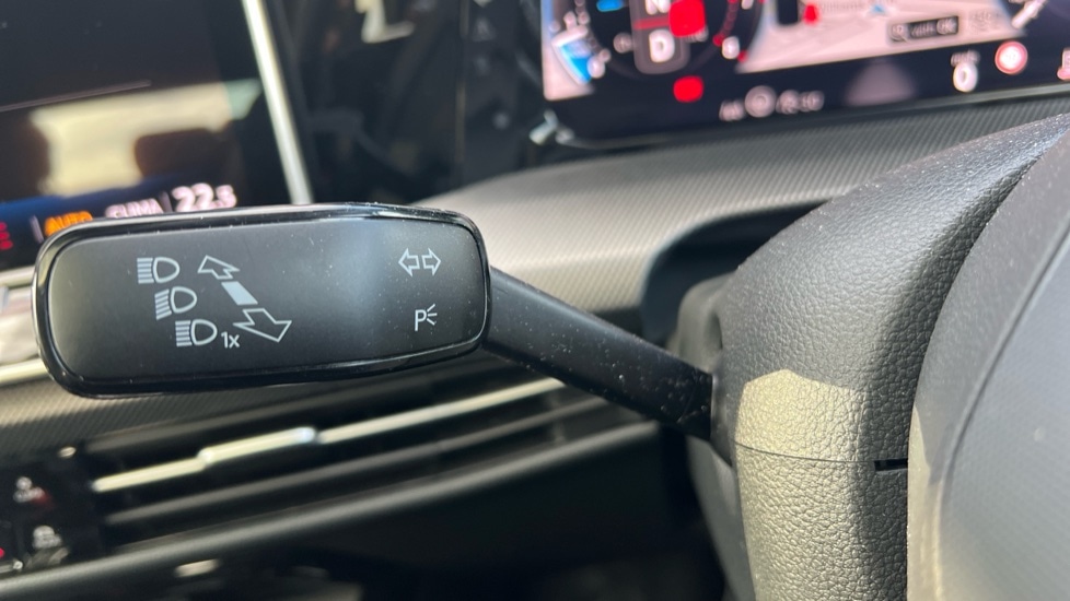 Used Volkswagen Golf 2025 for sale - 76971473: Photo 33