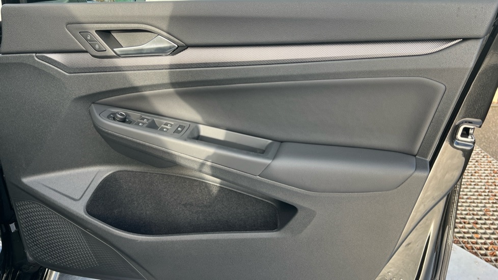 Used Volkswagen Golf 2025 for sale - 76971473: Photo 37