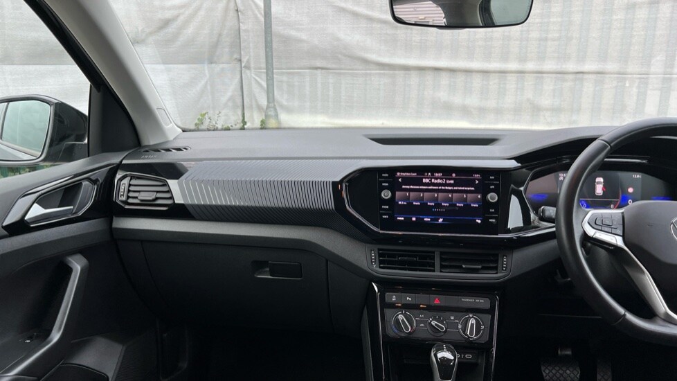 Used Volkswagen T-Cross 2023 for sale - 76773420: Photo 12