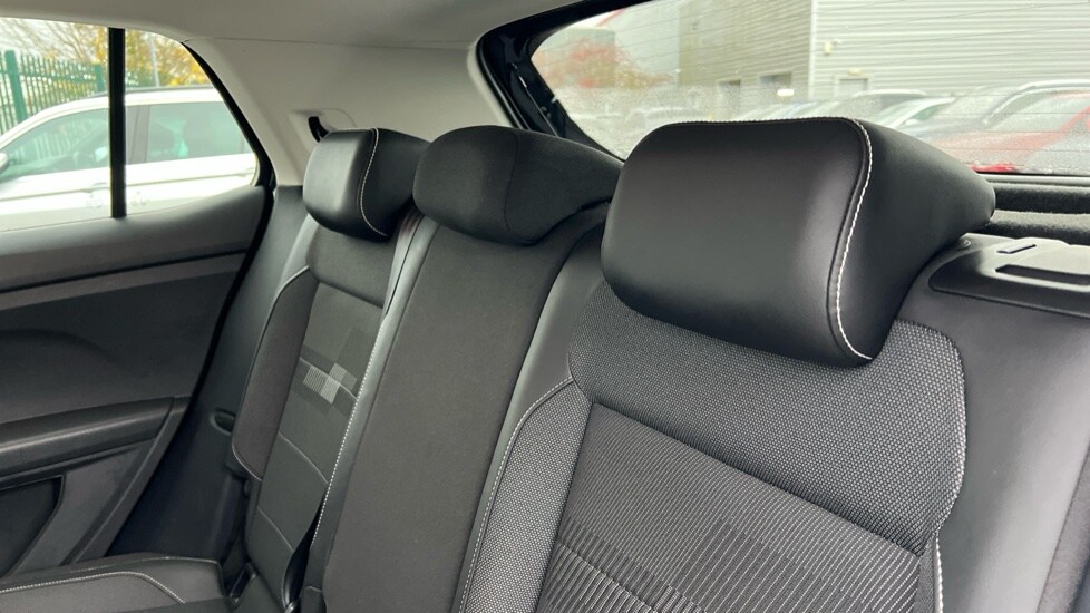 Used Volkswagen T-Cross 2023 for sale - 76773420: Photo 14