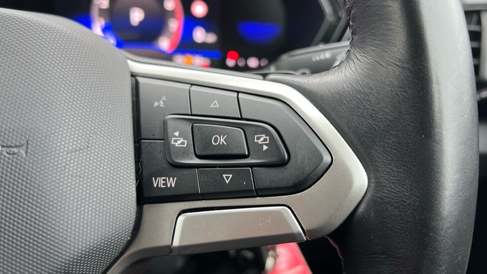 Used Volkswagen T-Cross 2023 for sale - 76773420: Photo 31