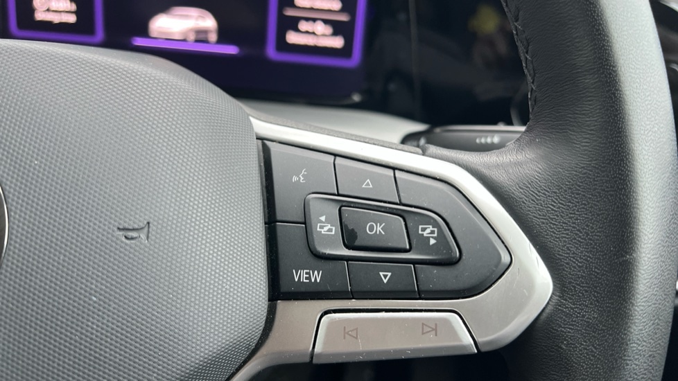 Used Volkswagen Golf 2024 for sale - 77010419: Photo 31