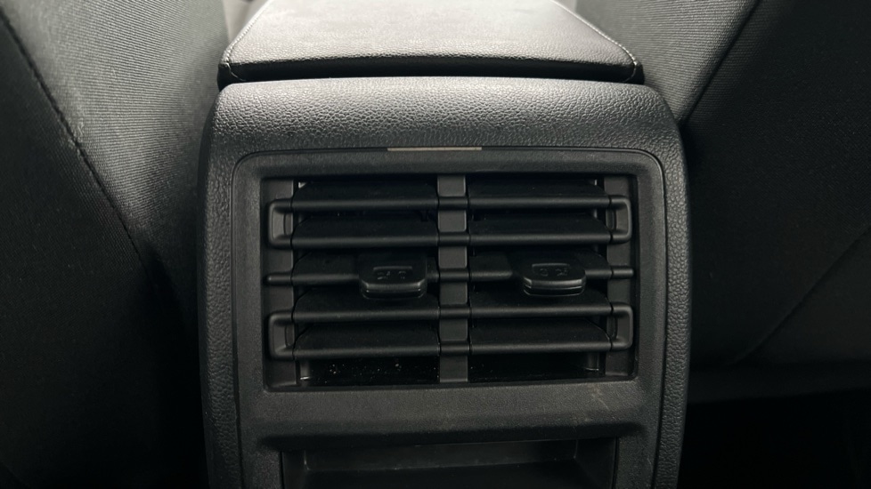 Used Volkswagen Golf 2024 for sale - 77010419: Photo 34