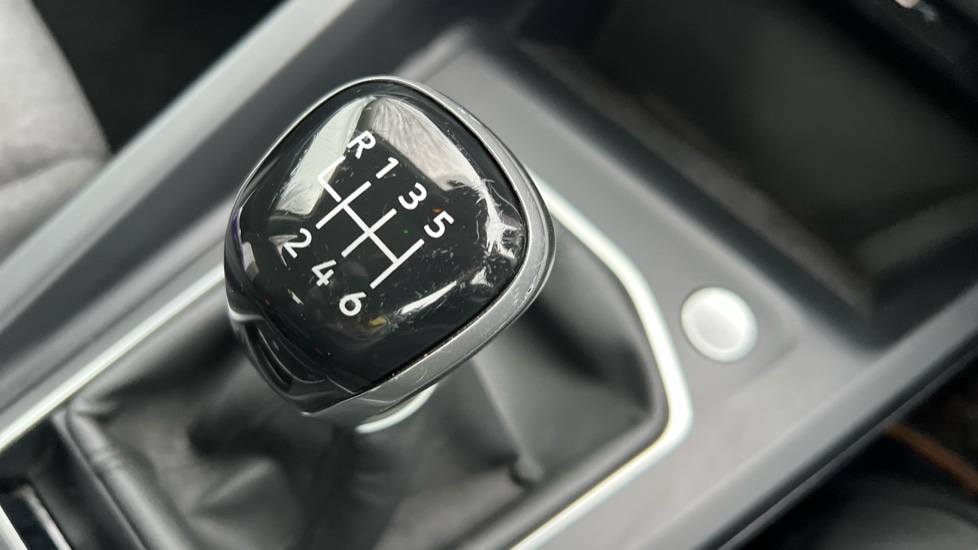 Used Volkswagen Golf 2024 for sale - 77010419: Photo 36