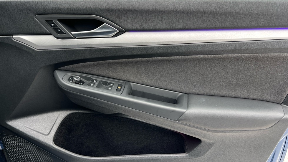 Used Volkswagen Golf 2024 for sale - 77010419: Photo 37