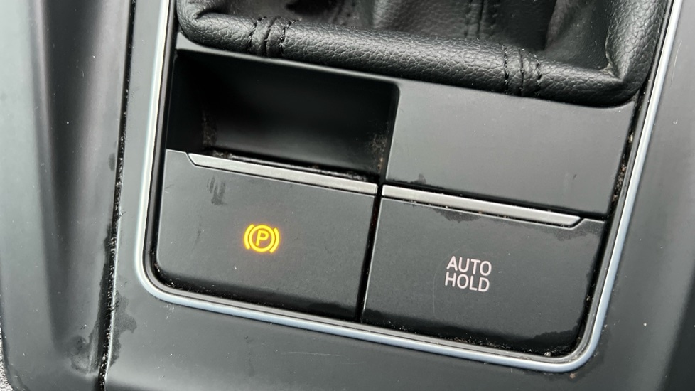 Used Volkswagen Golf 2024 for sale - 77010419: Photo 51