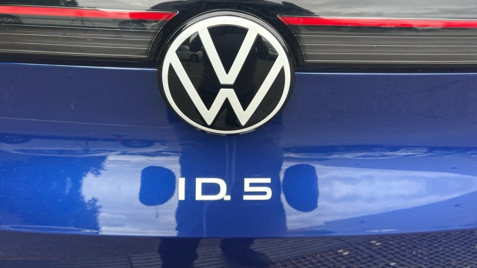 Vehicle 43