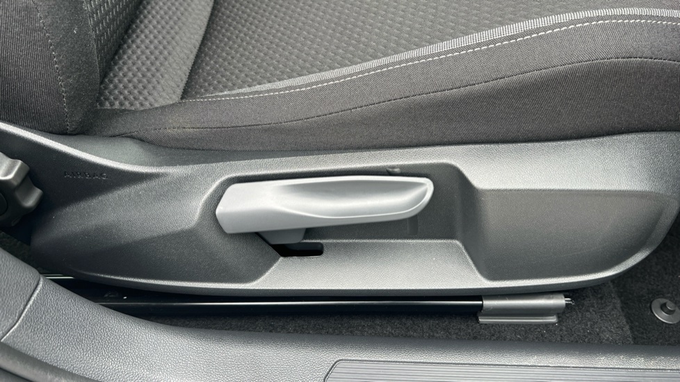 Used Volkswagen Taigo 2025 for sale - 76870314: Photo 39