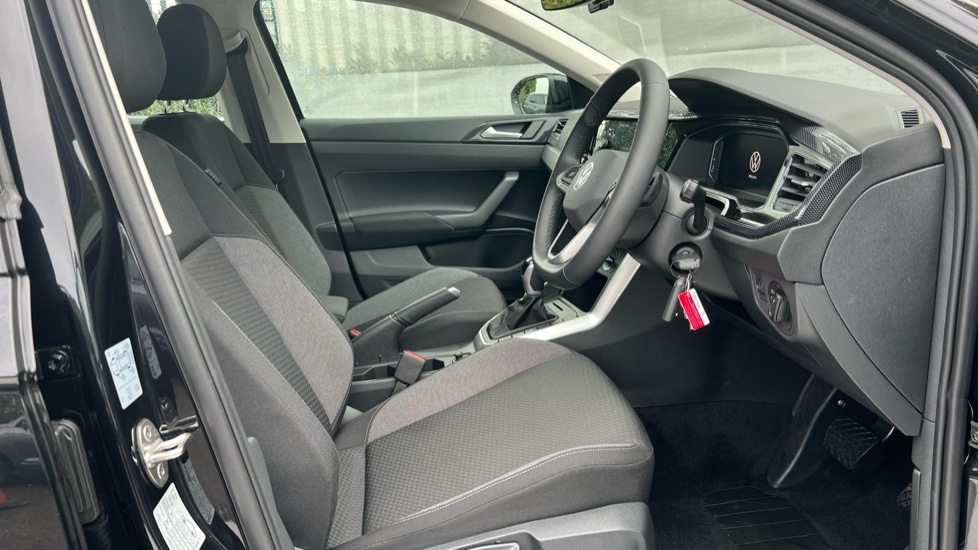 Used Volkswagen Taigo 2025 for sale - 76870314: Photo 5