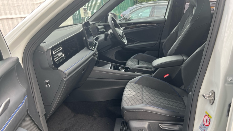 Used Volkswagen Tiguan 2025 for sale - 76597839: Photo 28