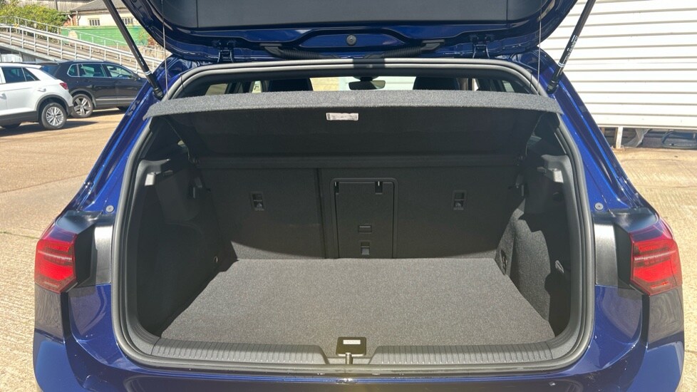 Used Volkswagen Golf 2024 for sale - 75886992: Photo 16