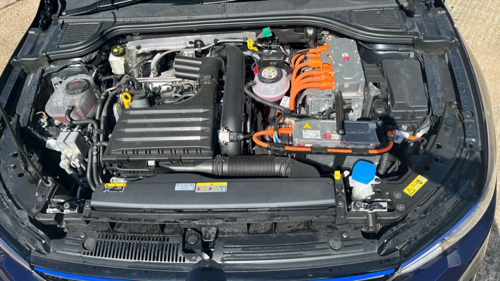 Used Volkswagen Golf 2024 for sale - 75886992: Photo 17