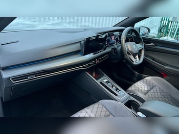 Used Volkswagen Golf 2022 for sale - 76722165: Photo